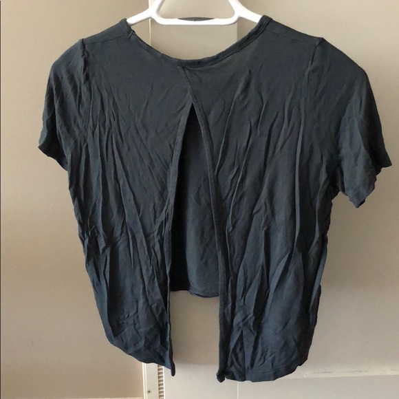 Aritzia Talula open back shirt - Picture 3 of 3